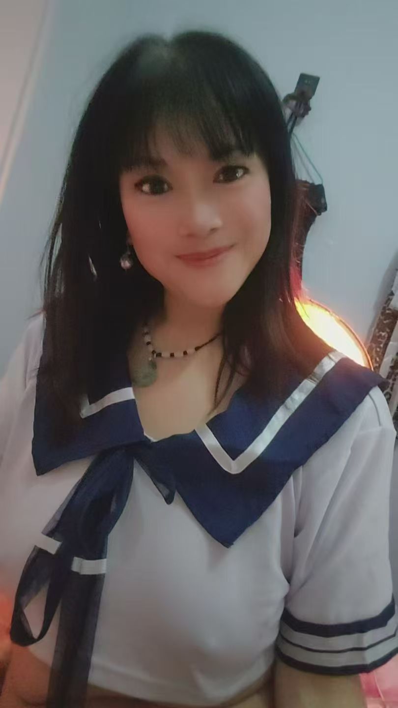 南岸肉感情趣少妇美美