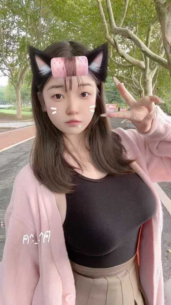 宜兴极品肉感辣妹晓月