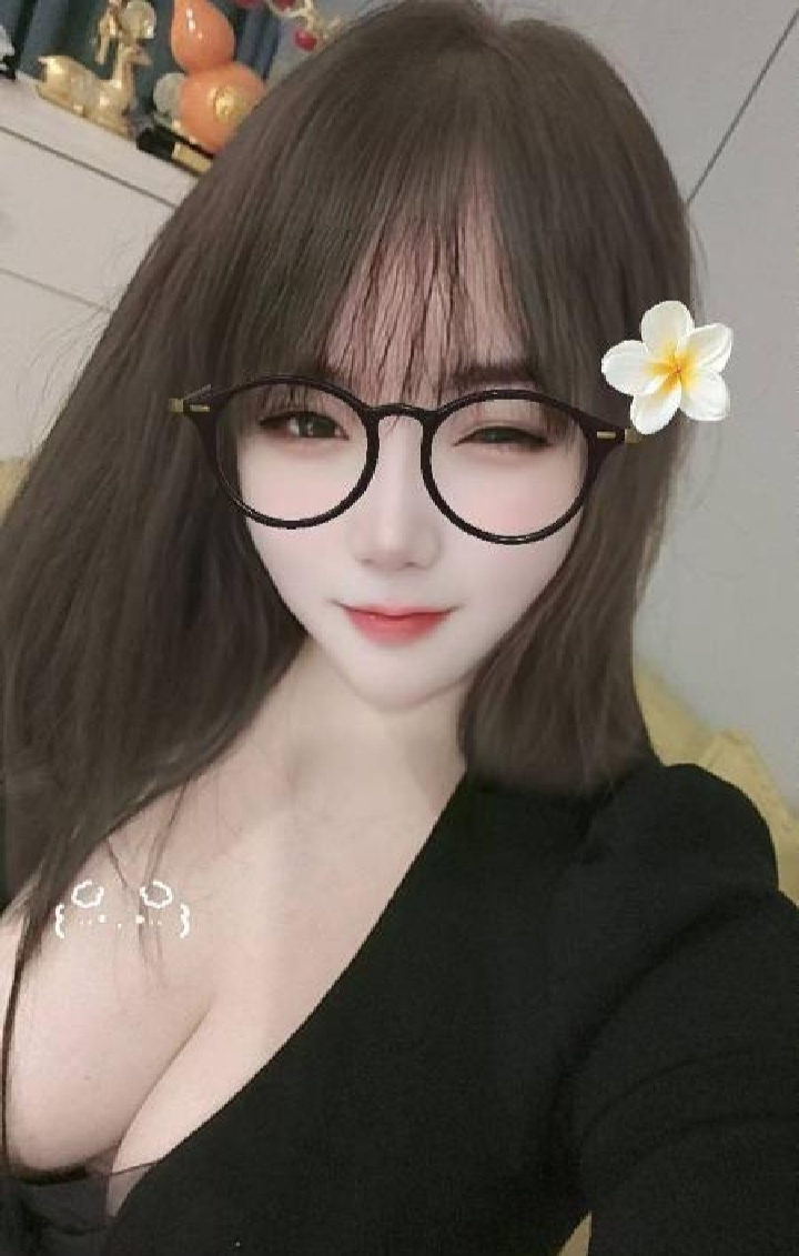 蜀山美乳尤物璐璐