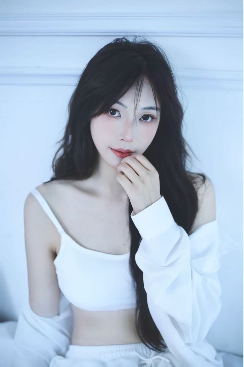 性感尤物，记得提前预约哦