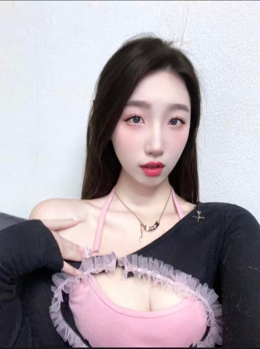 马房山热辣媚狐狸小影