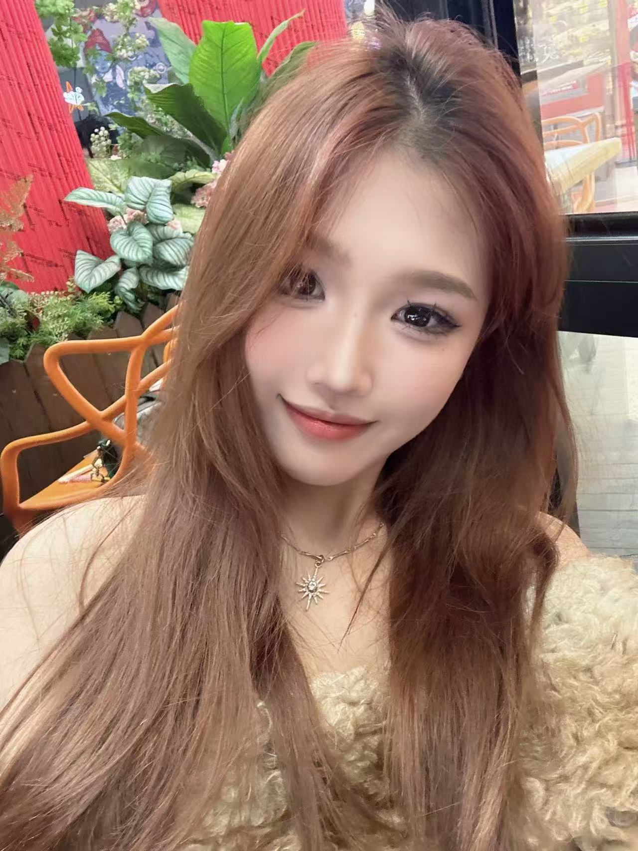 龙华极品甜妹小柒