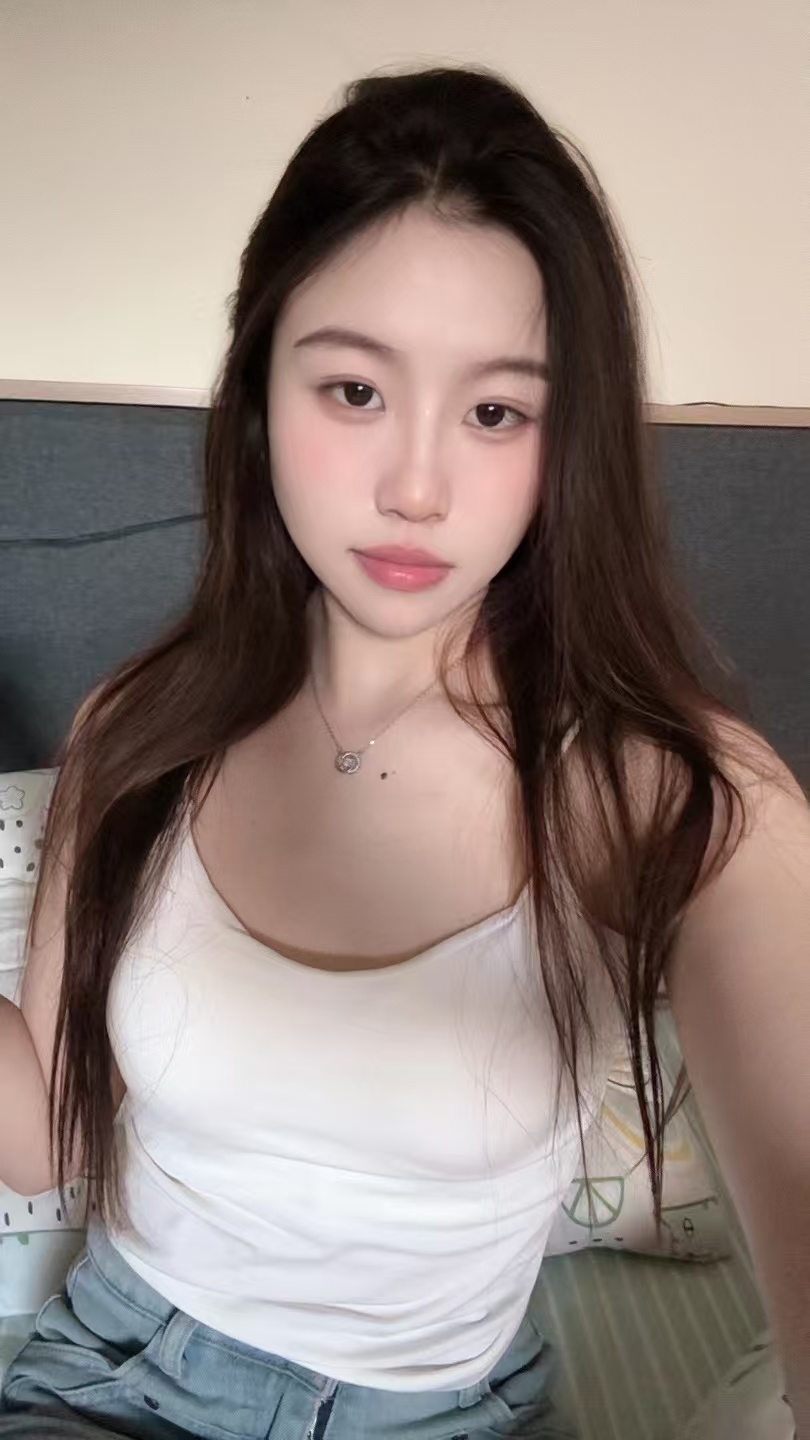 上海清纯美少女