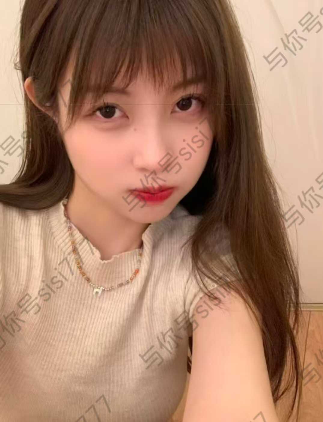 雁塔热辣嫩妹甜橙