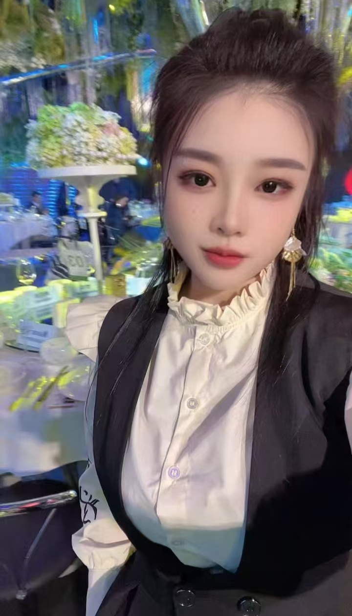 宝安丰润少妇安娜