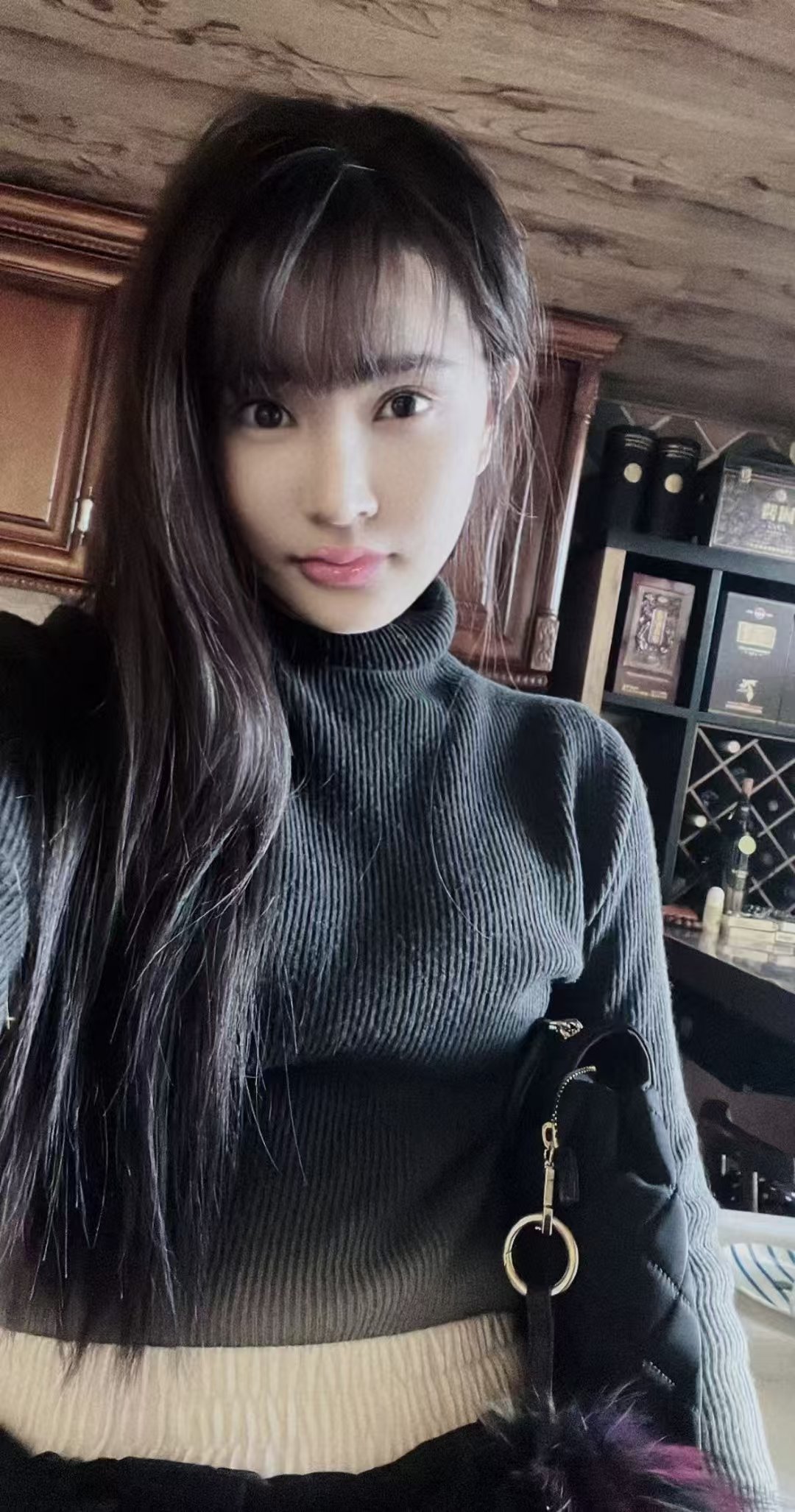 大坪制服辣妹小美