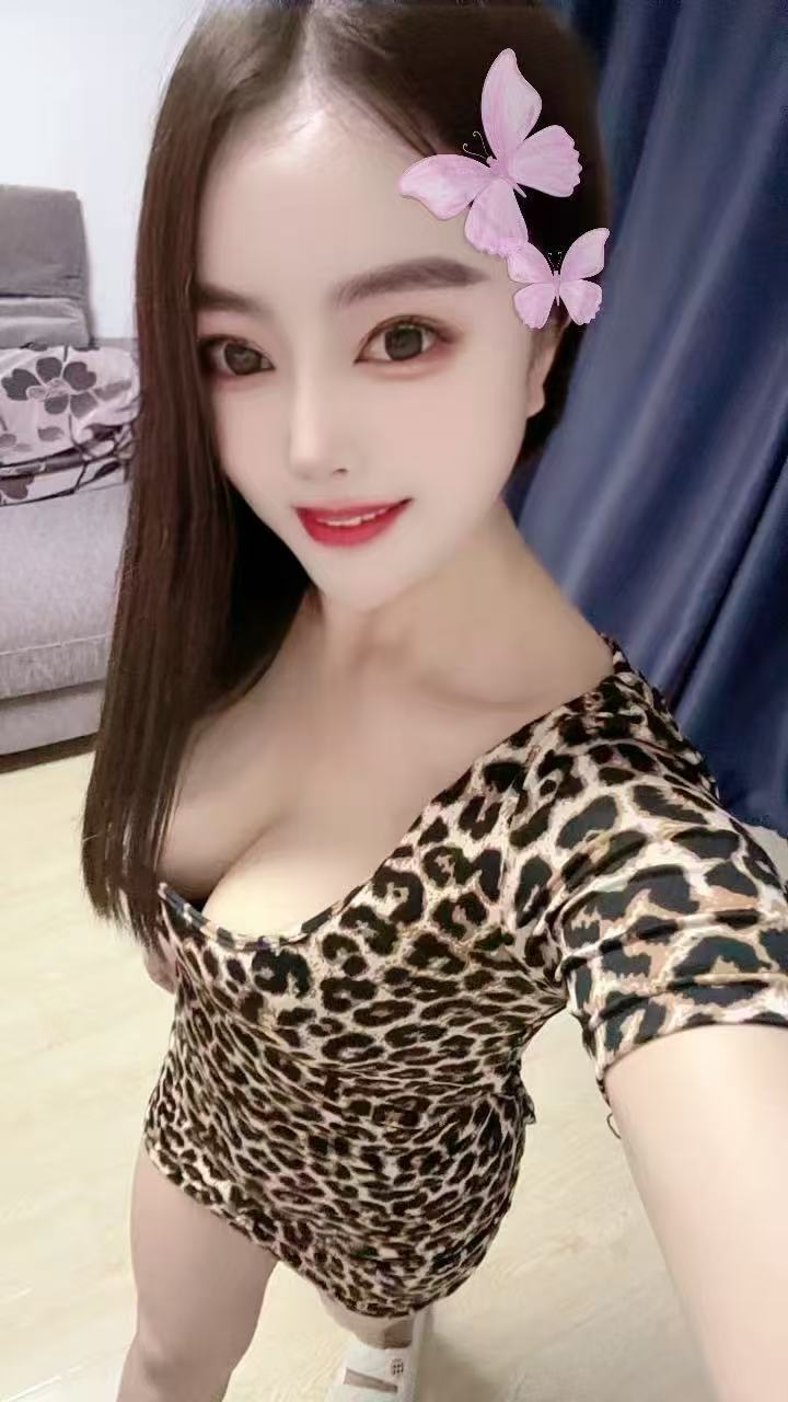 城关大奶尤物甜甜