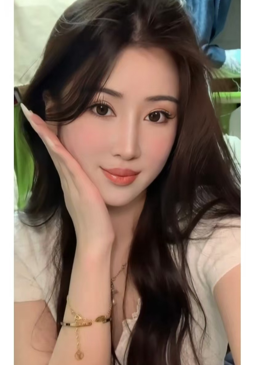 体育西气质大胸美妞晶晶