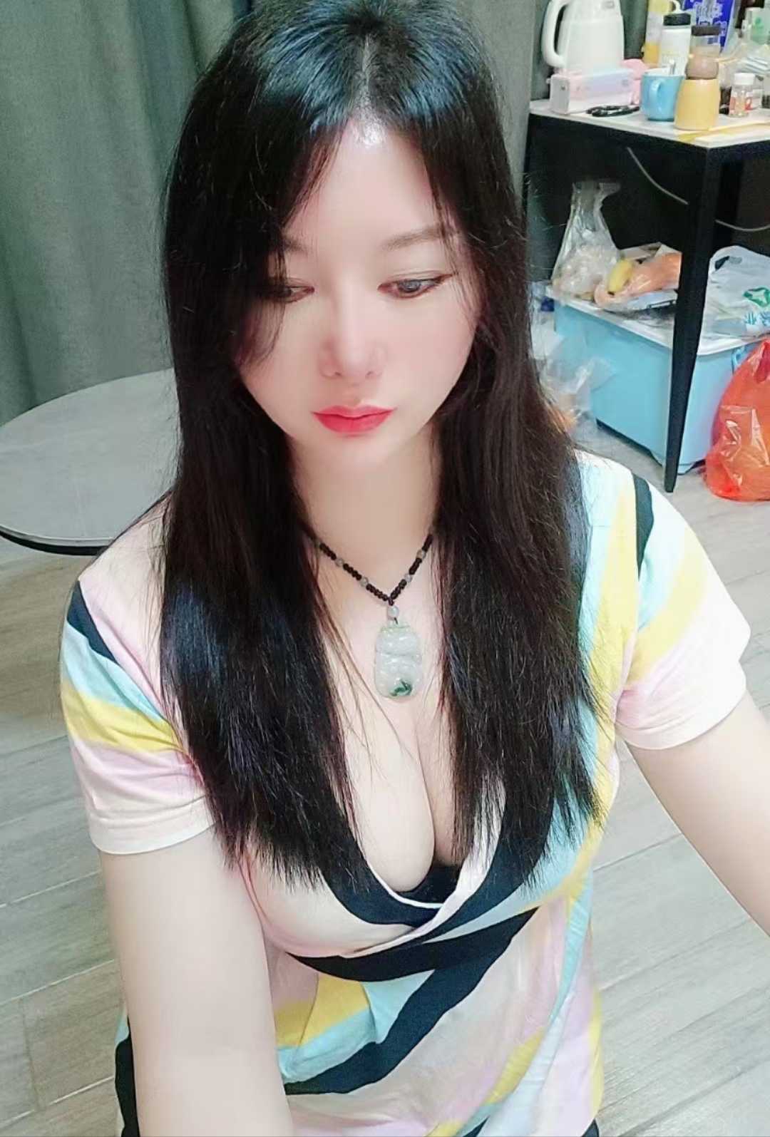 特别有韵味的少妇，光滑饱满