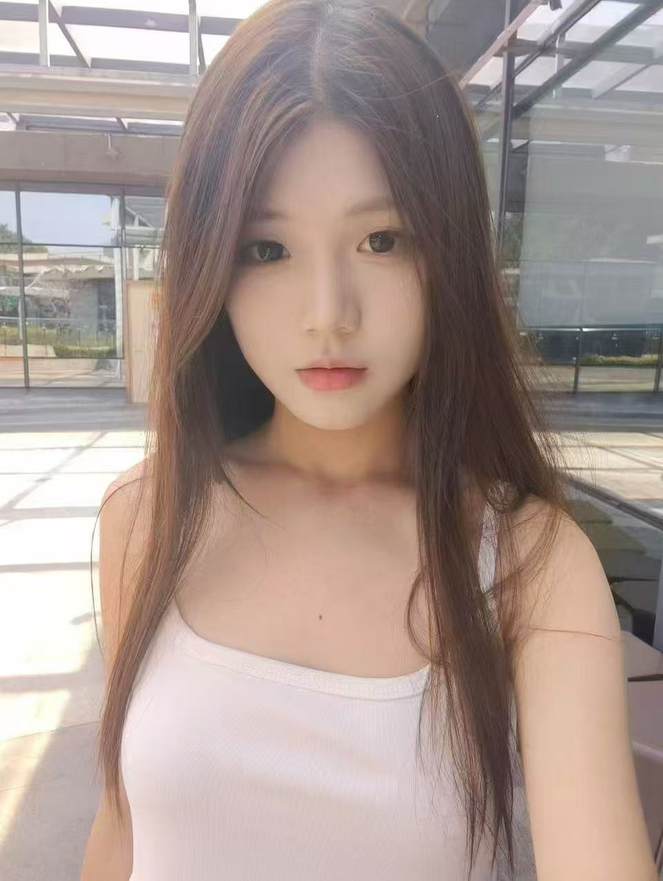 甜美紧致小嫩妹萱萱