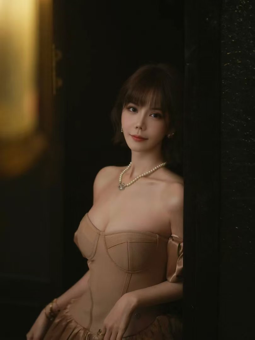 短发勾人小妖精漫漫