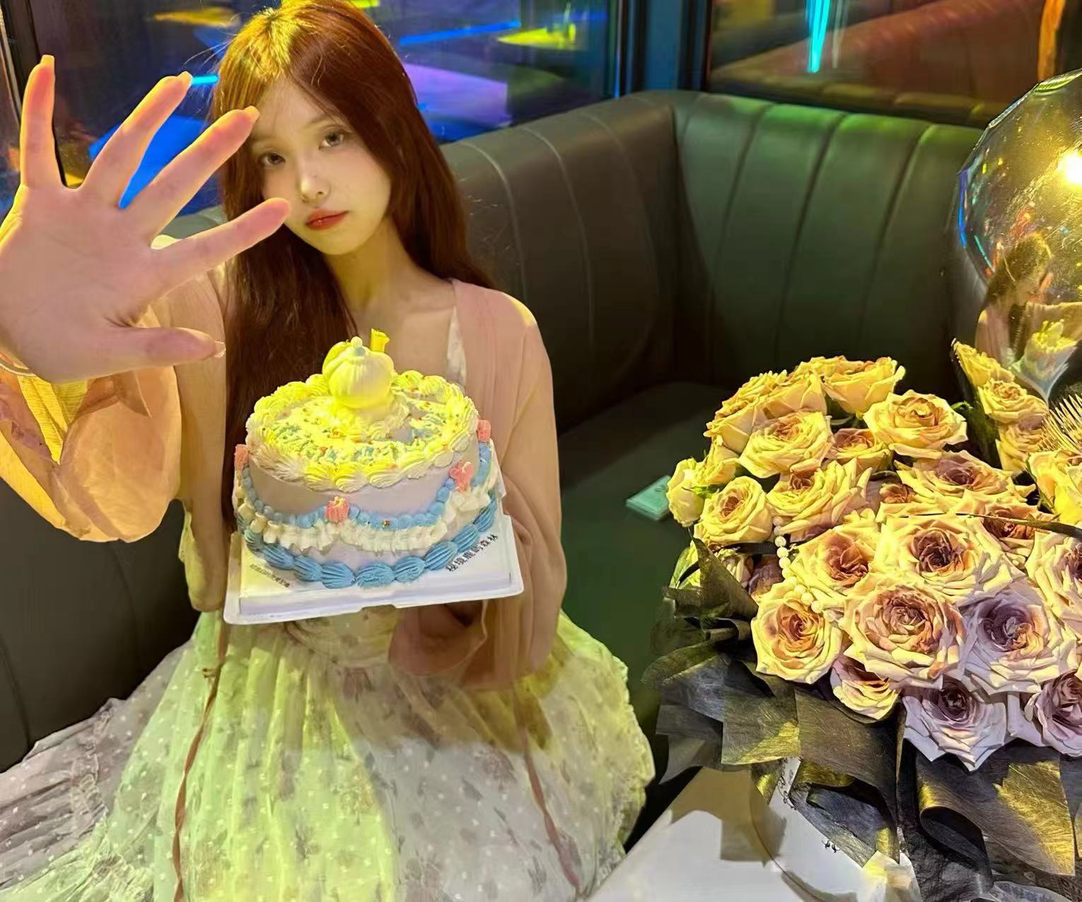 南开白嫩小女友甜心