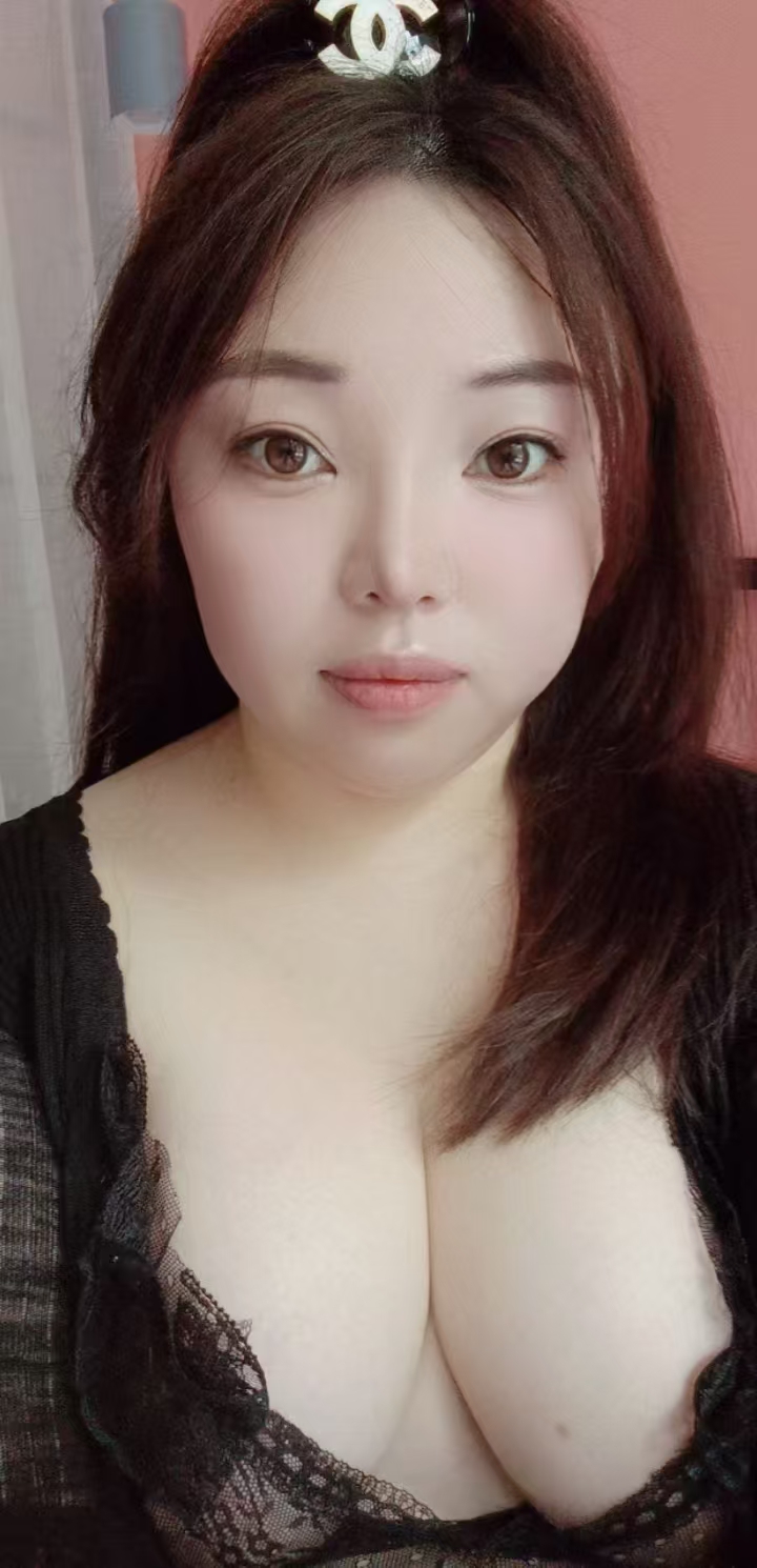 浦东金桥巨乳妹