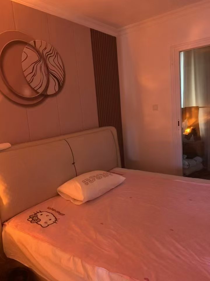 朝阳区大屁股笑笑