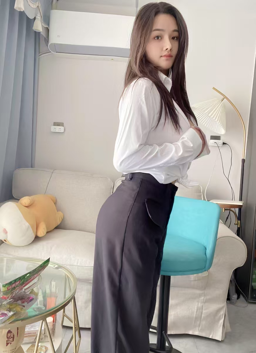 尤物身材美御姐果肉