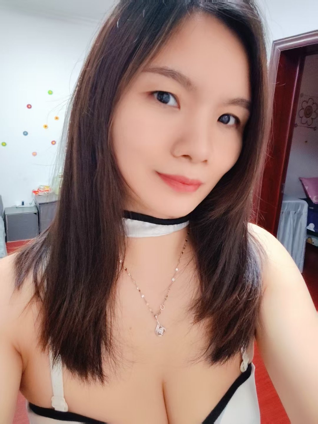 秦淮泄火性感御姐