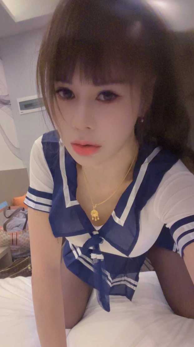 she~吻妩媚百变媚儿