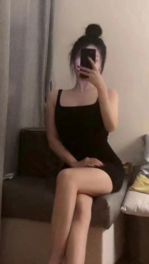 照片是本人 漂亮身材好 年纪小