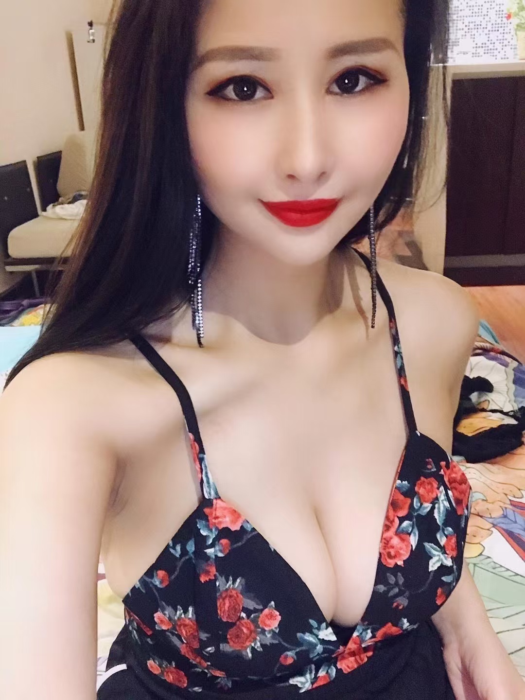 天河情趣爆乳贝贝