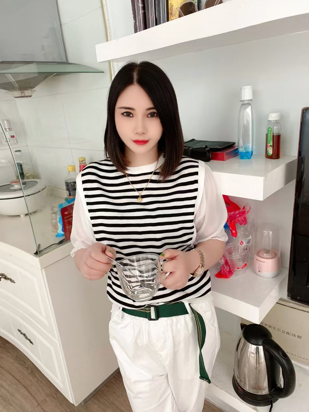 松江柔情小少妇薇薇