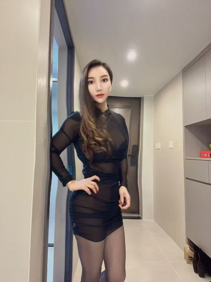 长腿美臀少妇欣欣