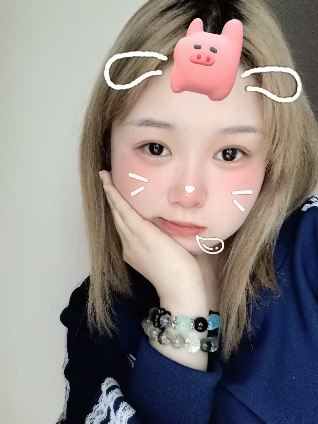 聋哑人的女孩有地方可上门