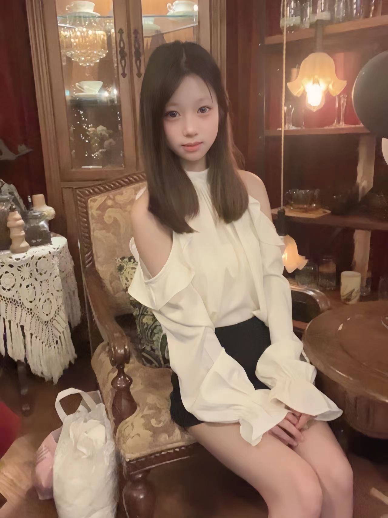 粉嫩白嫩小倪儿