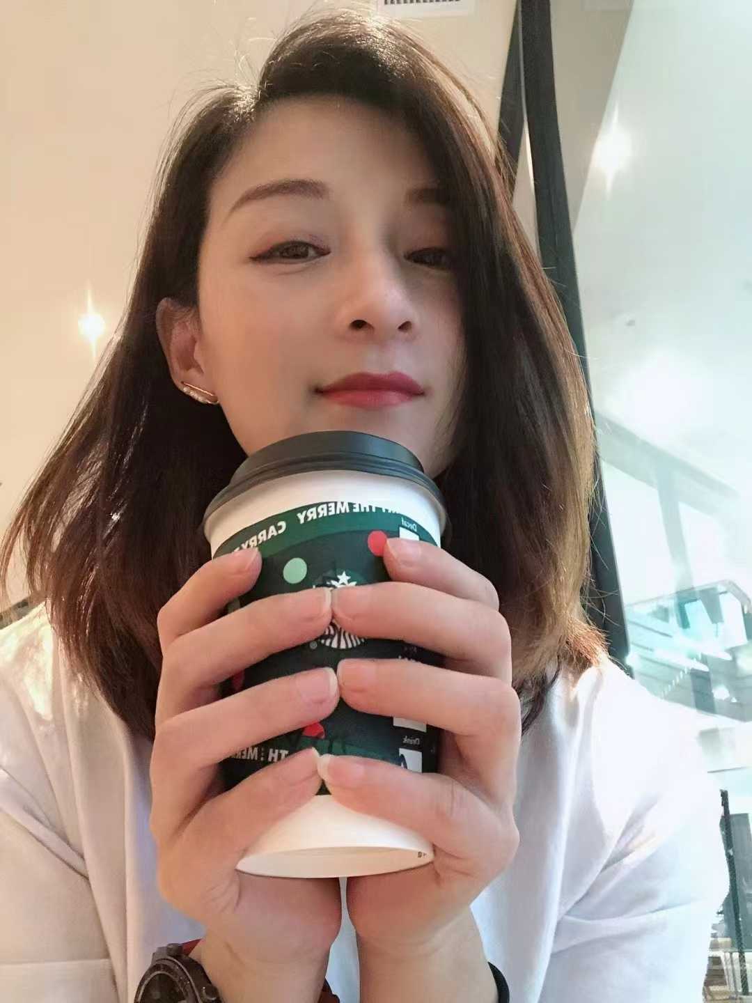 园区气质御姐洋洋