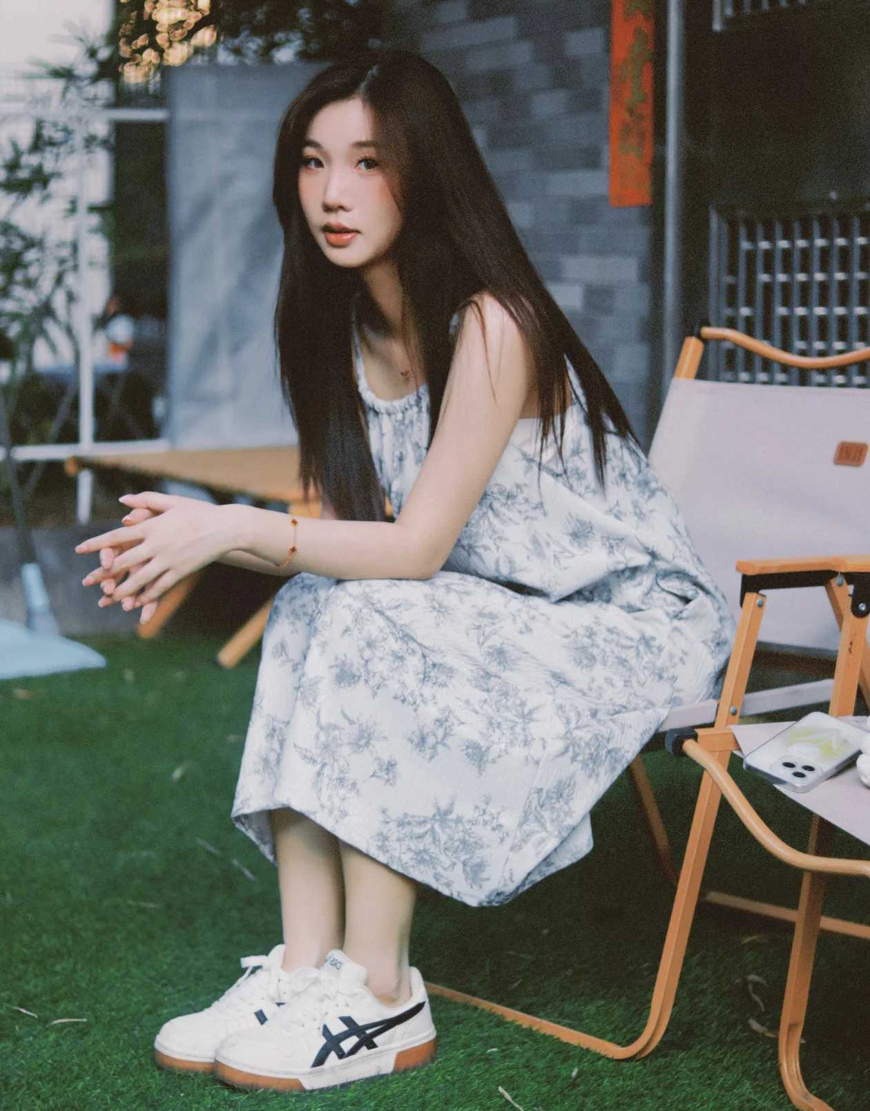 极品反差学妹会一字马