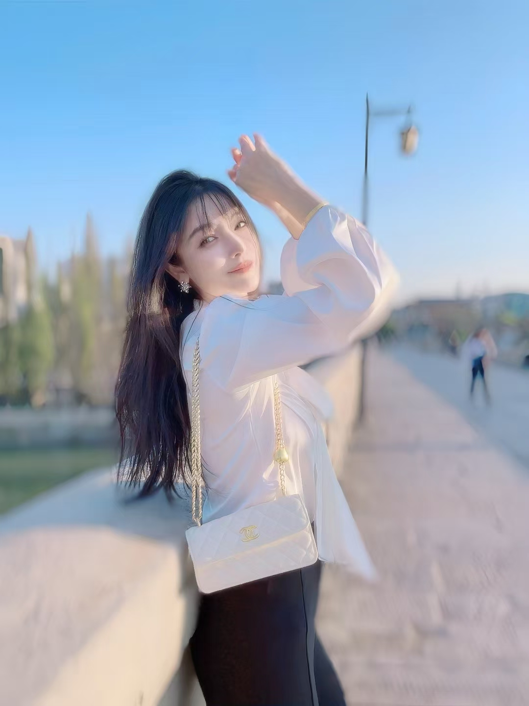 上城瑜伽裤美妞乐乐