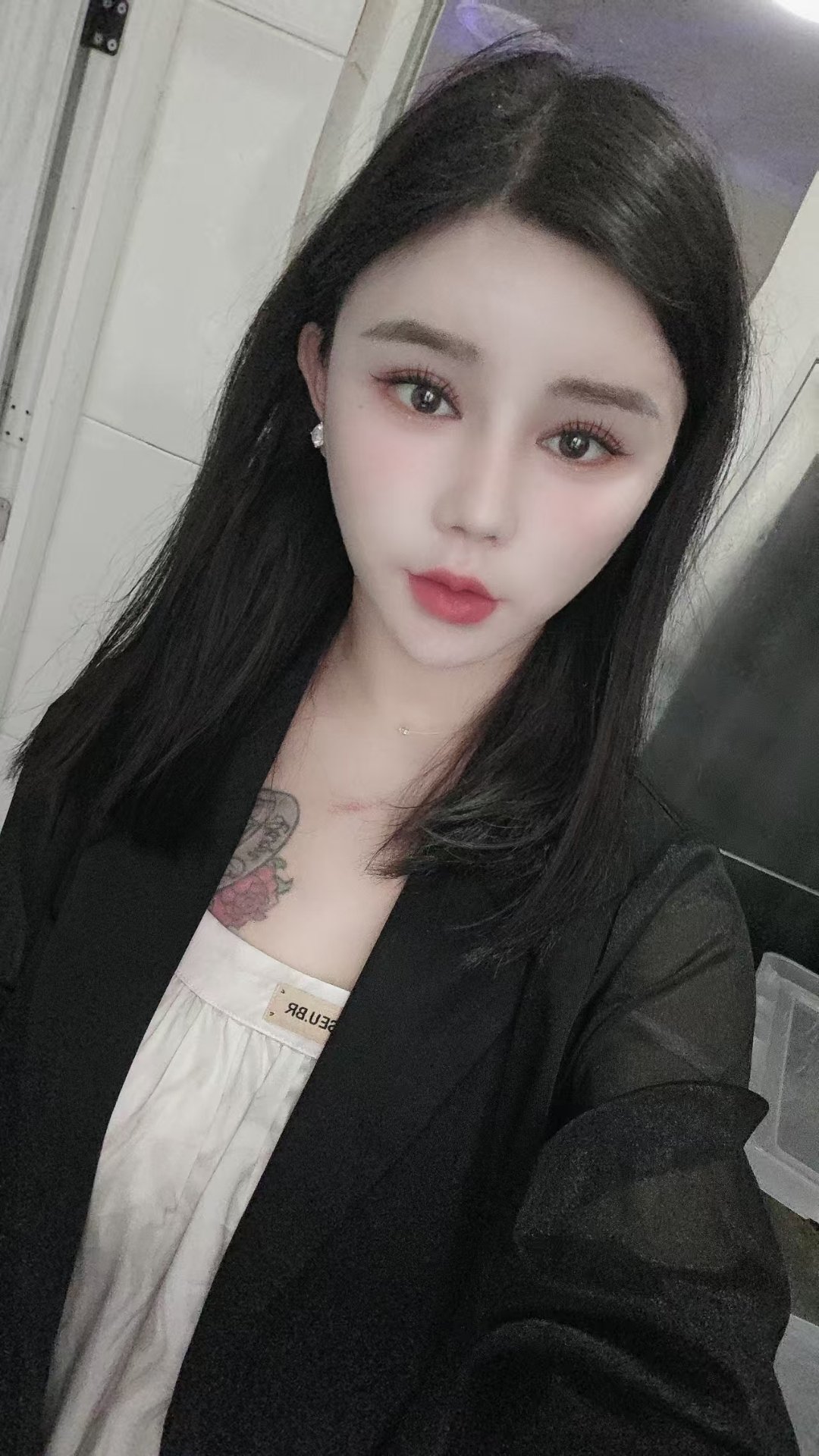 沙井温柔甜美御姐