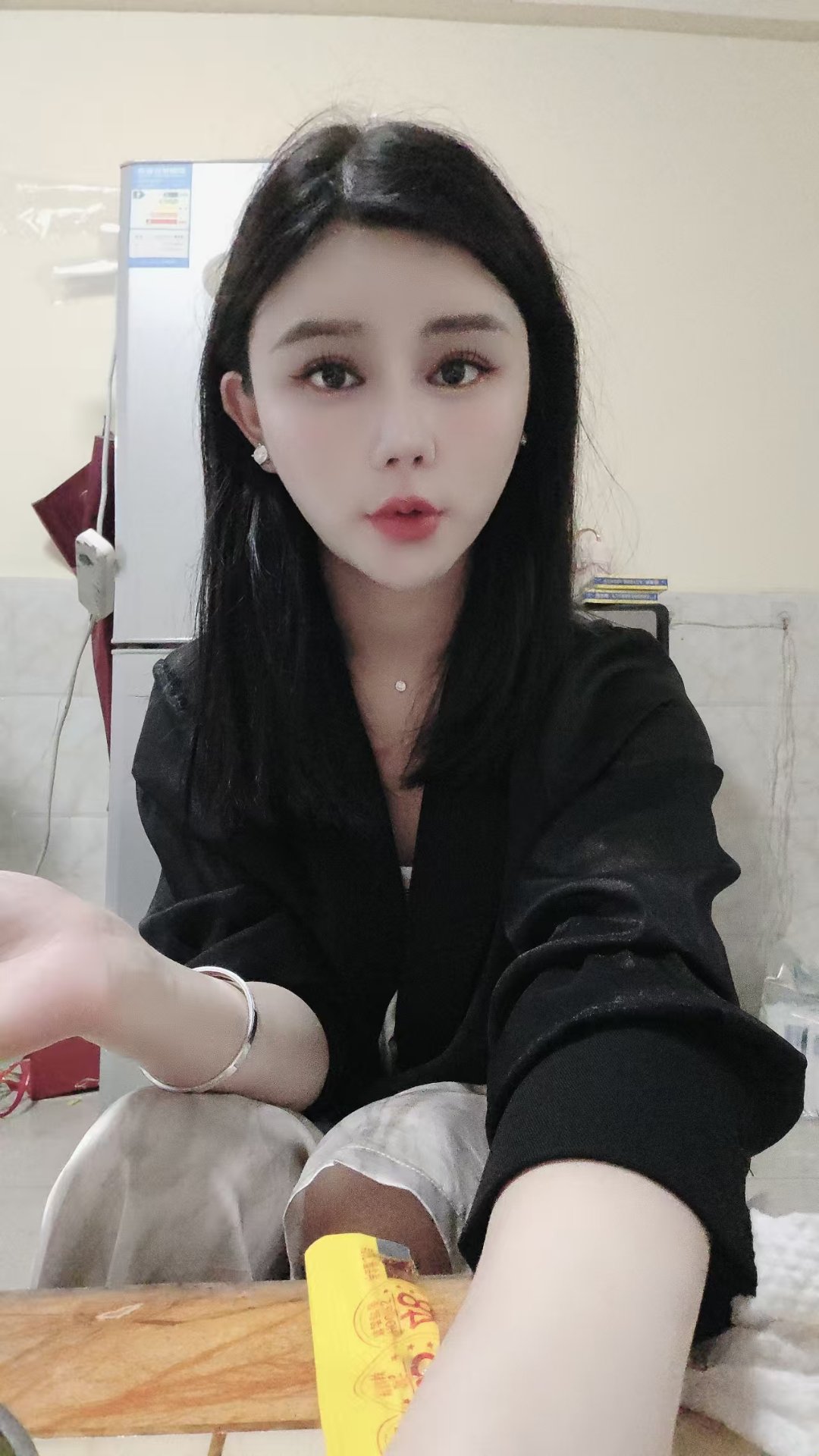 沙井温柔甜美御姐