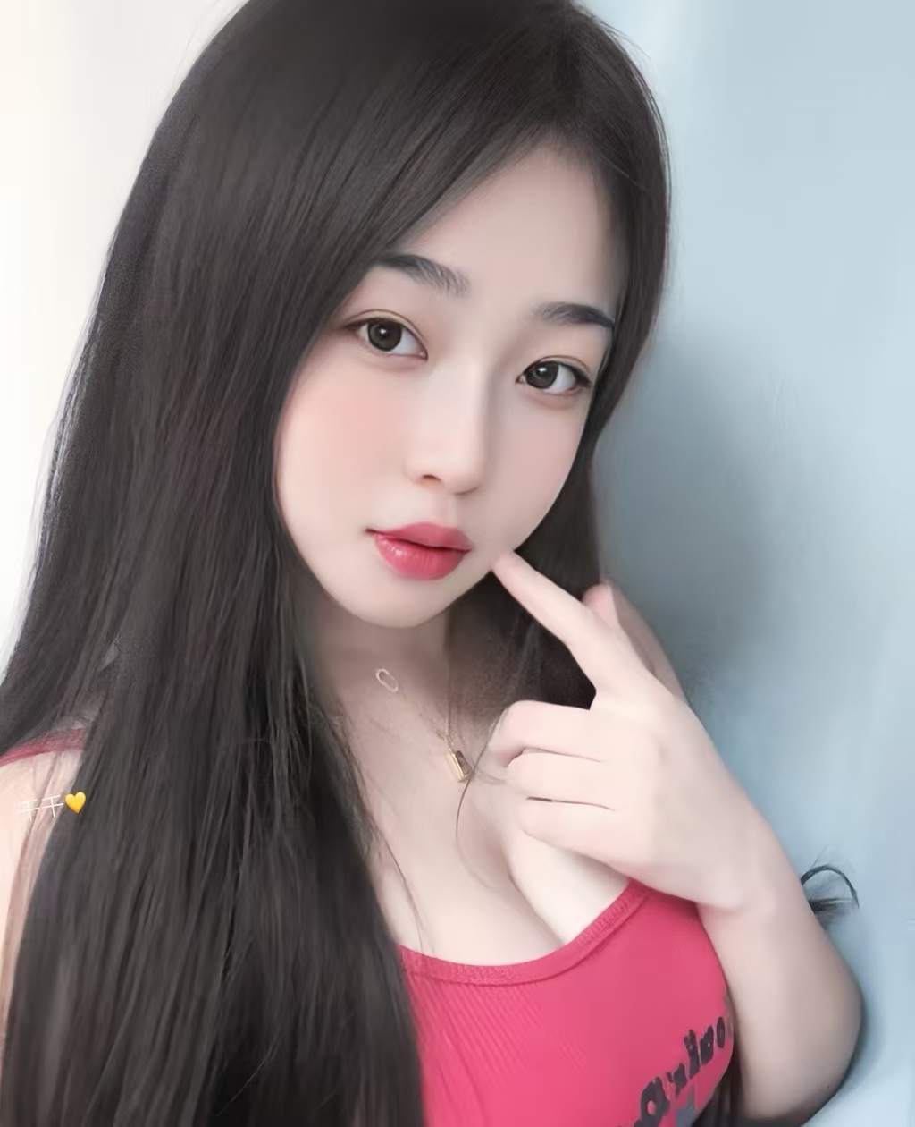 罗湖白嫩肉感甜妹豆豆