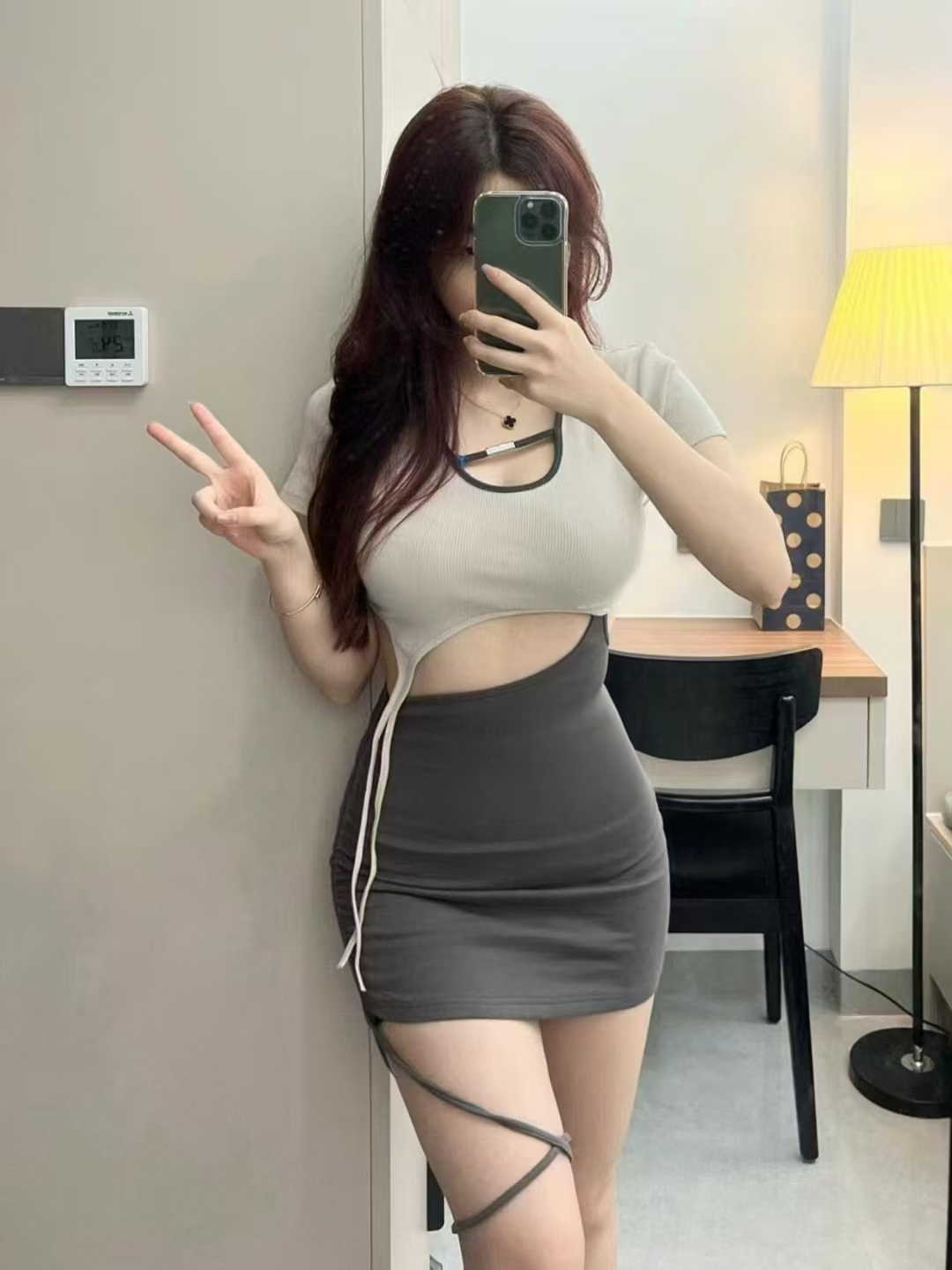 丰满紧致辣妹小米