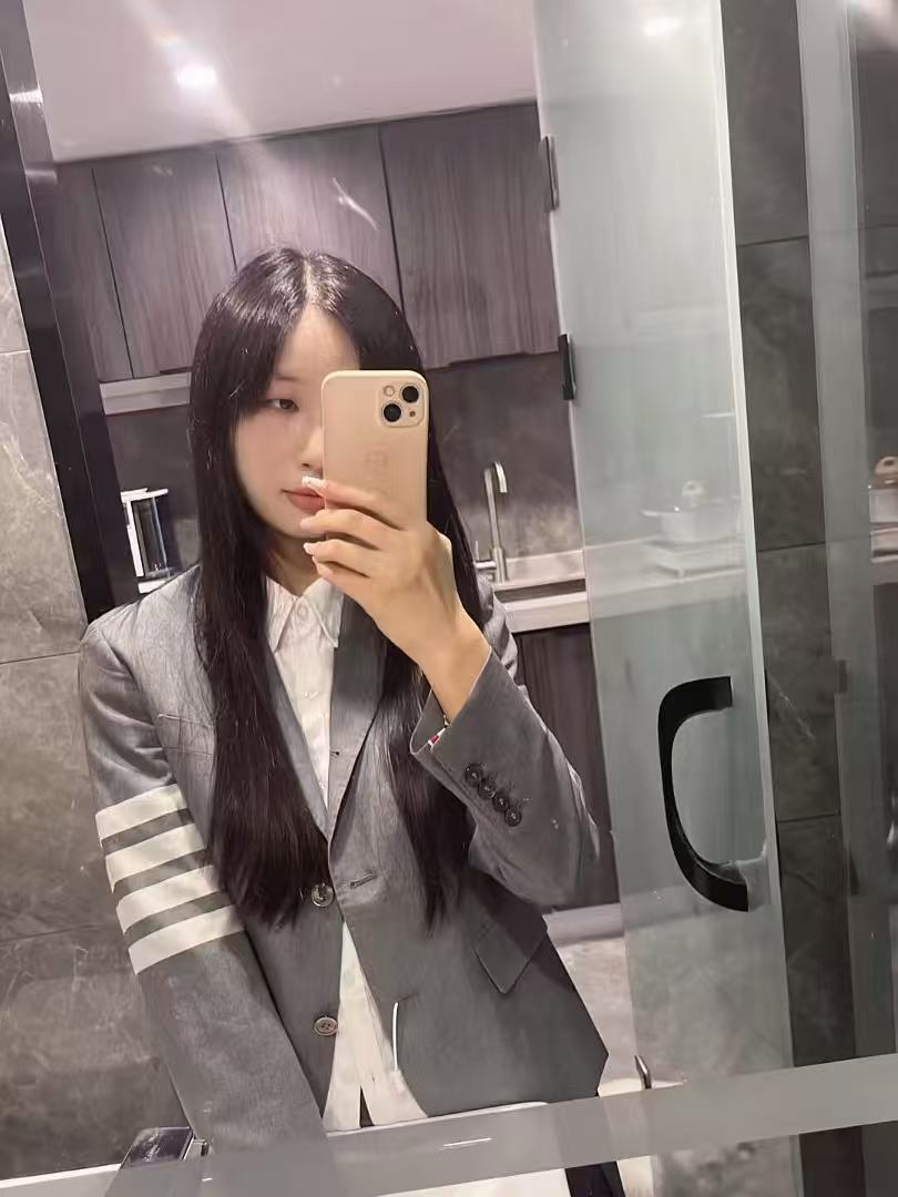 高新区性感佩佩