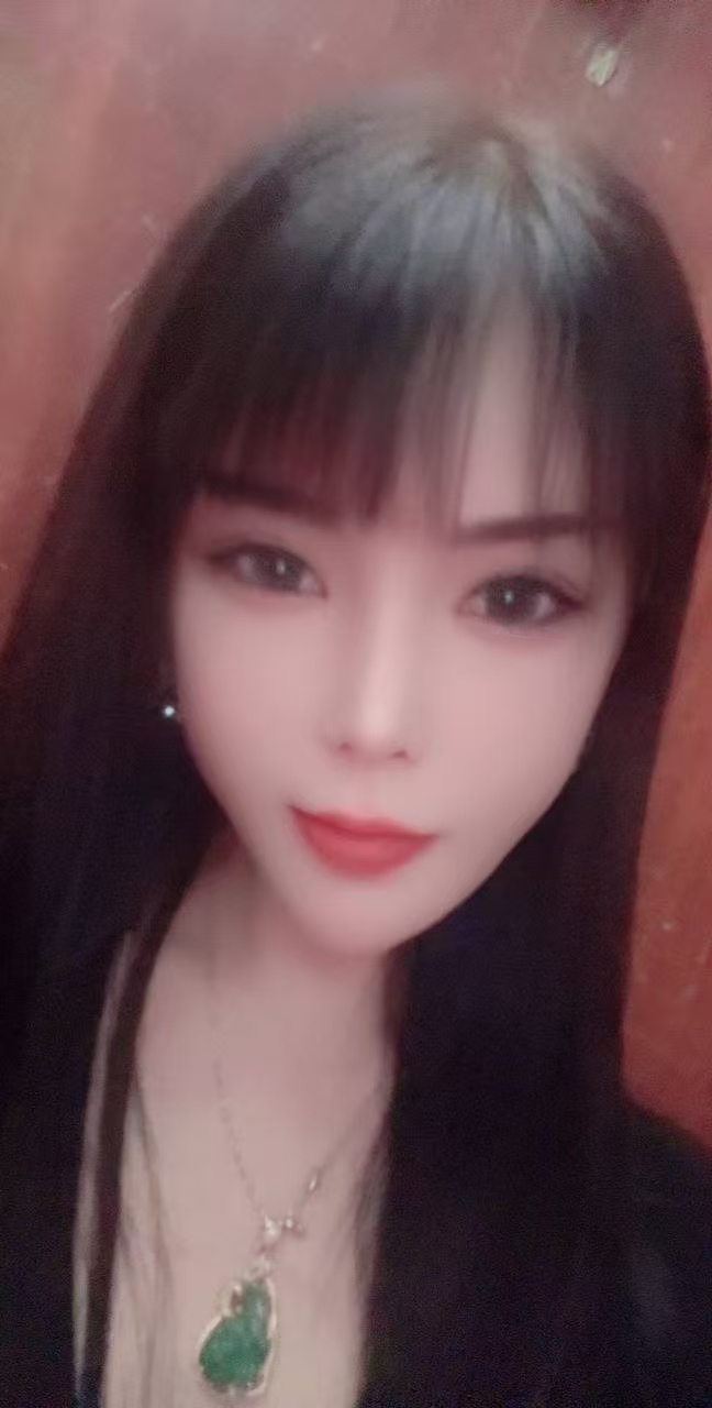 黄泥磅丰满热辣媚娘