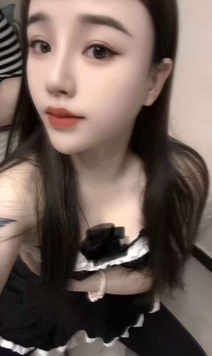 未央白嫩甜妹小橘子