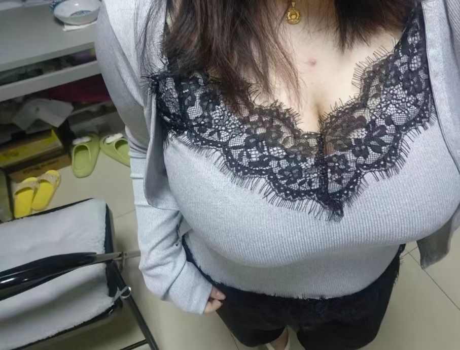 爆乳惹火蒙古族小少妇