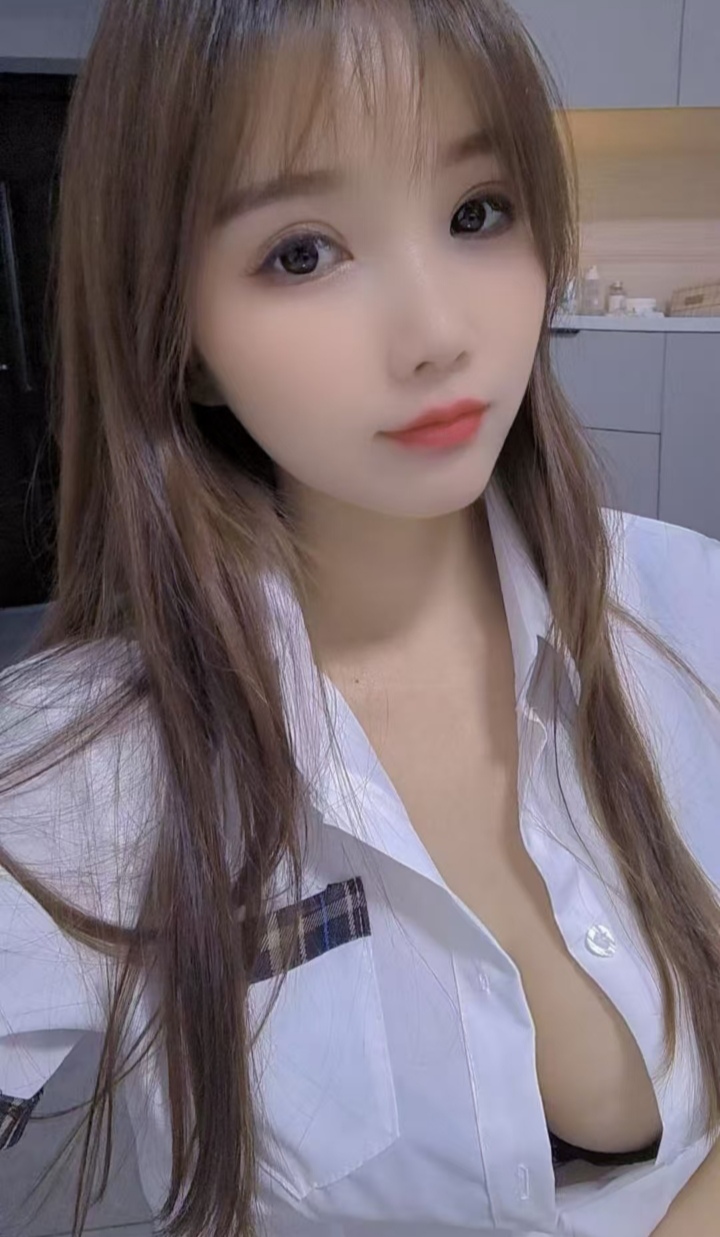 白嫩辣妹小妖食用手册