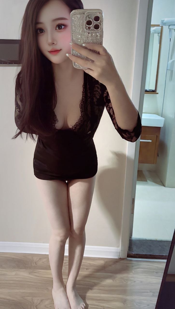 白嫩火辣美妞杏子