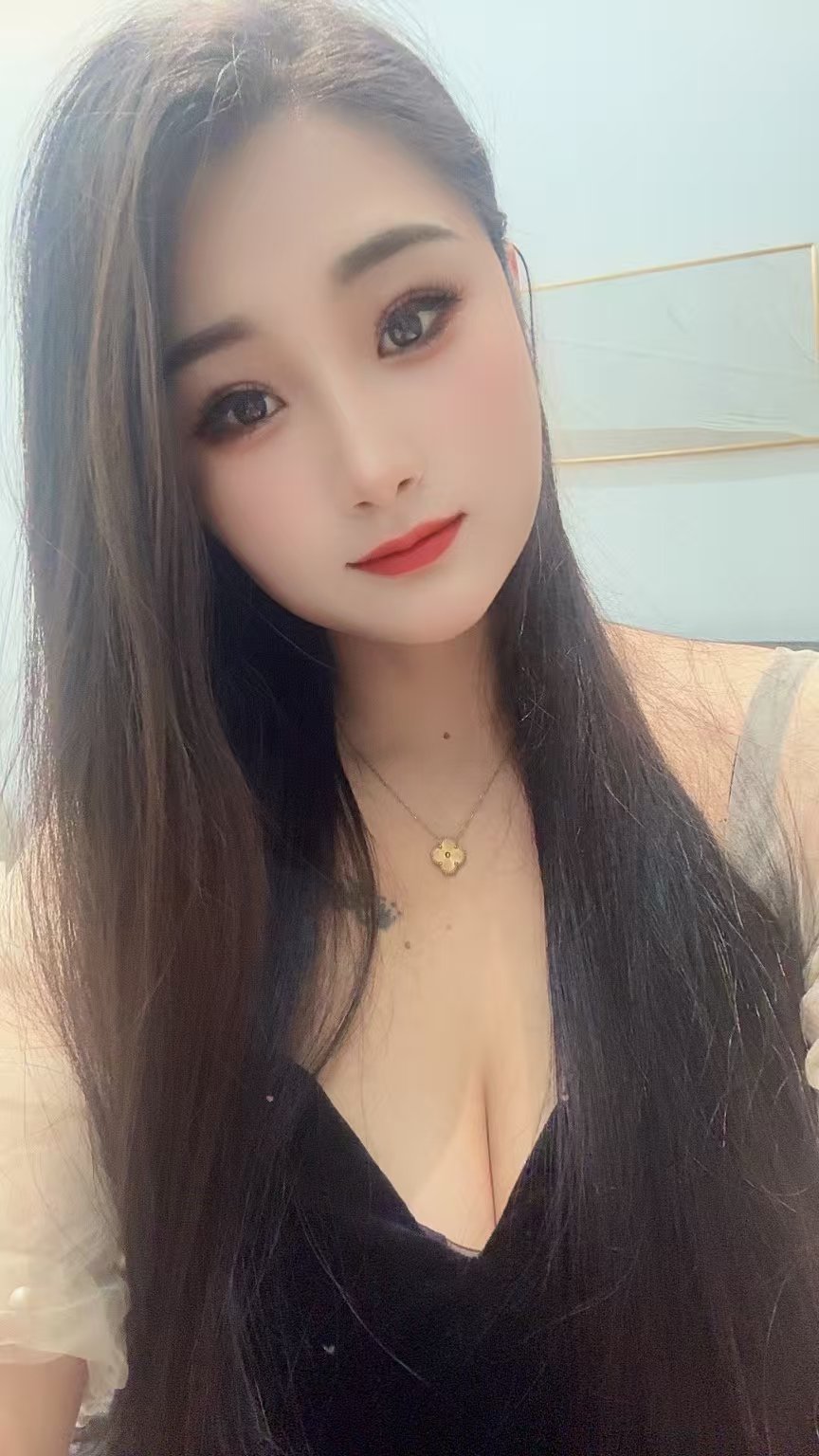 牡丹广场丰润尤物阿宝