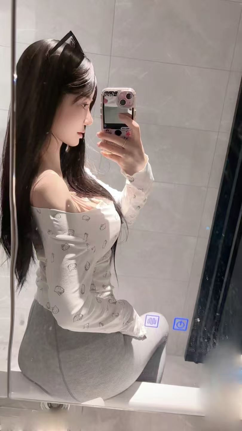 上城爆乳学妹柒姑娘