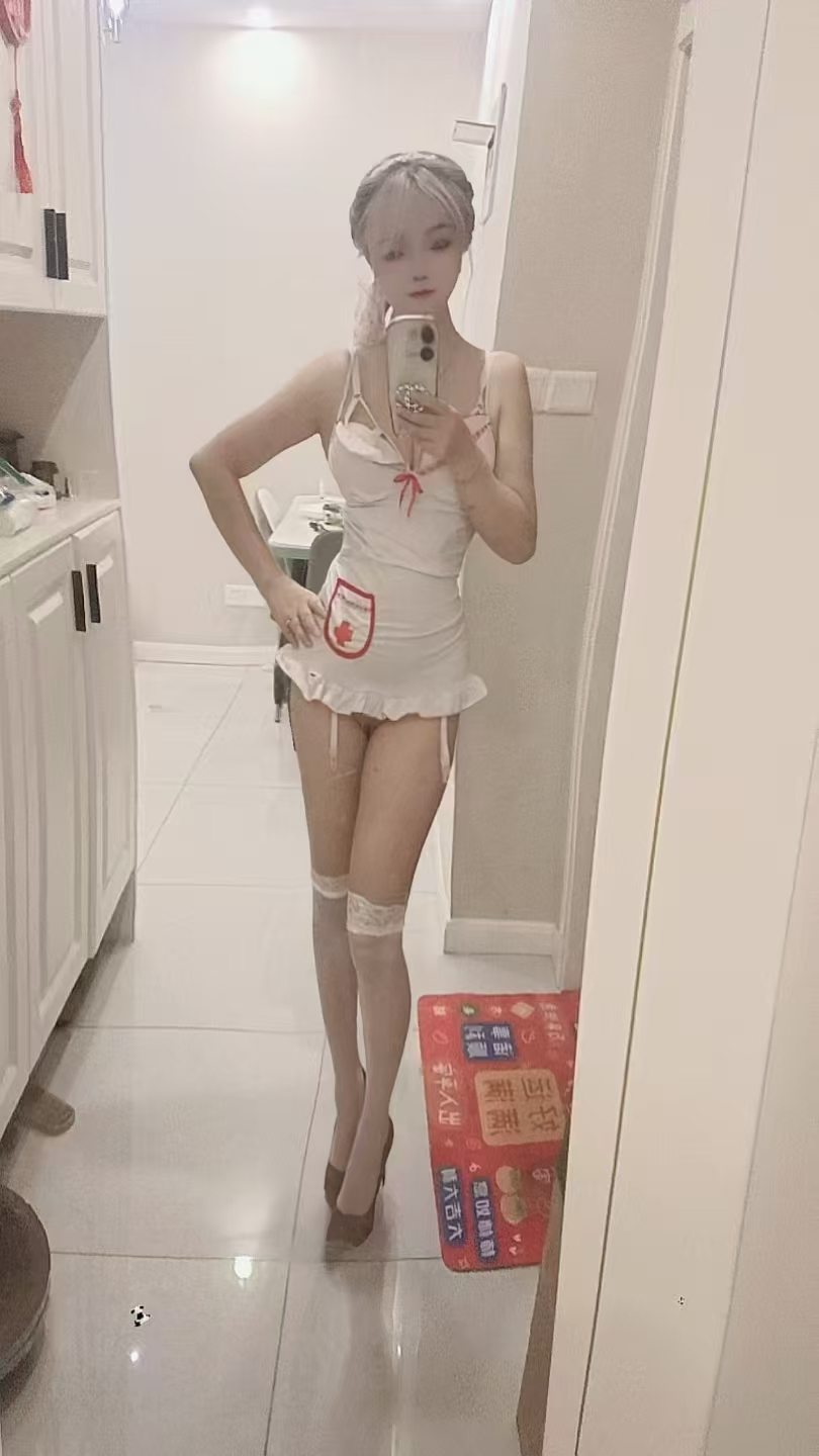 夫子庙制服素颜妹