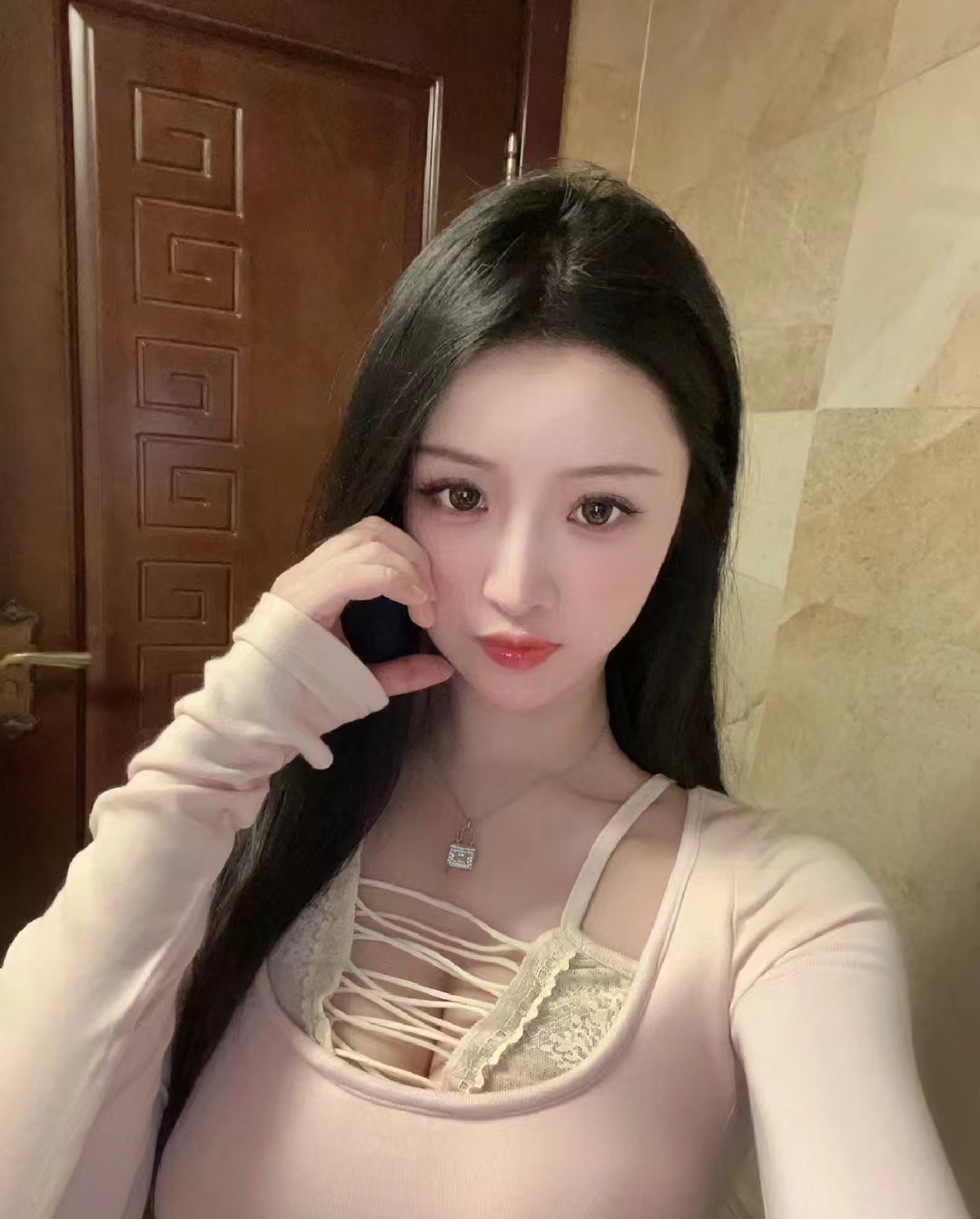 雨花台爆乳美妞媛媛