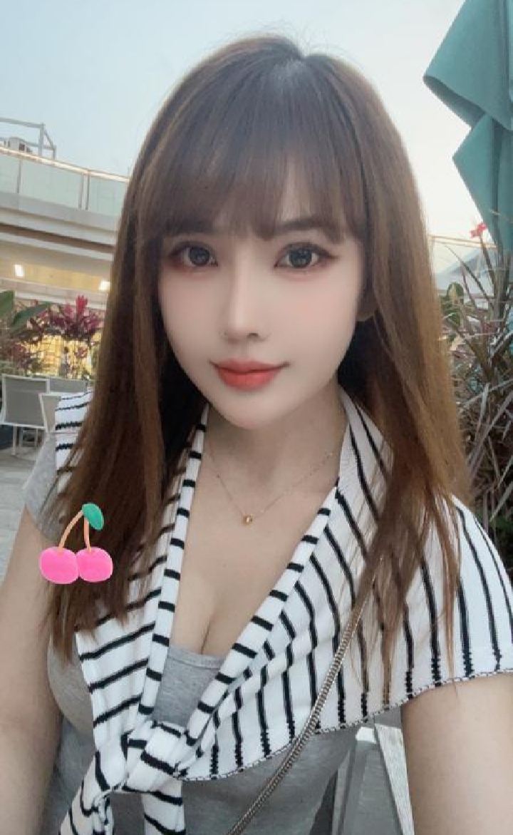 罗湖女友系诗诗老师