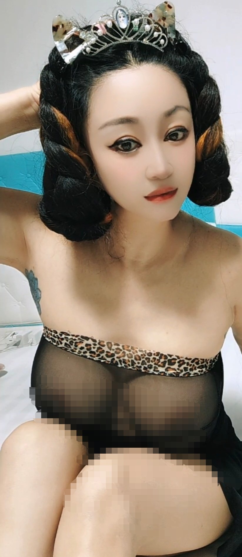 爆乳服务系轻熟甜心