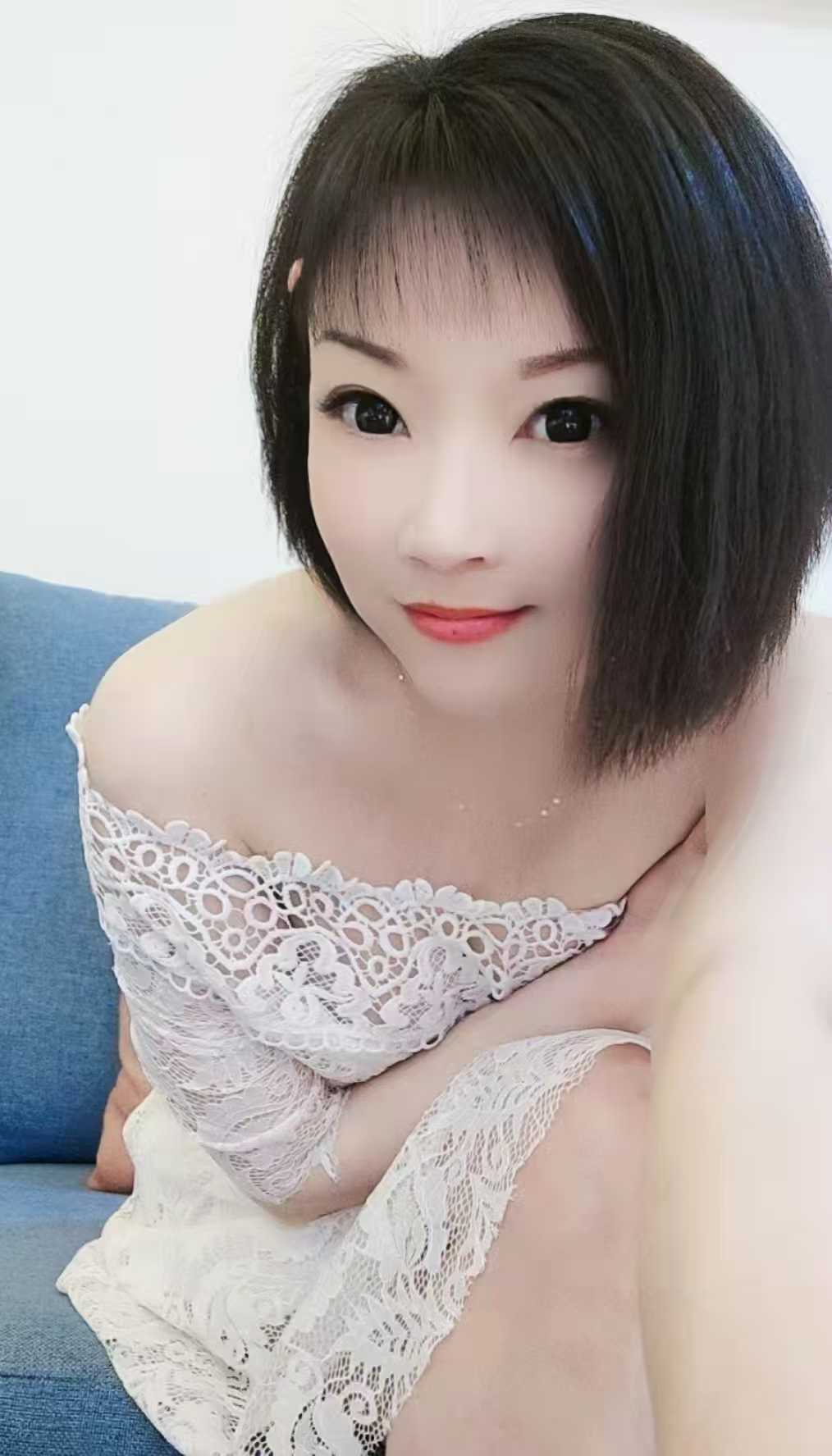 武侯短发甜妹糖糖