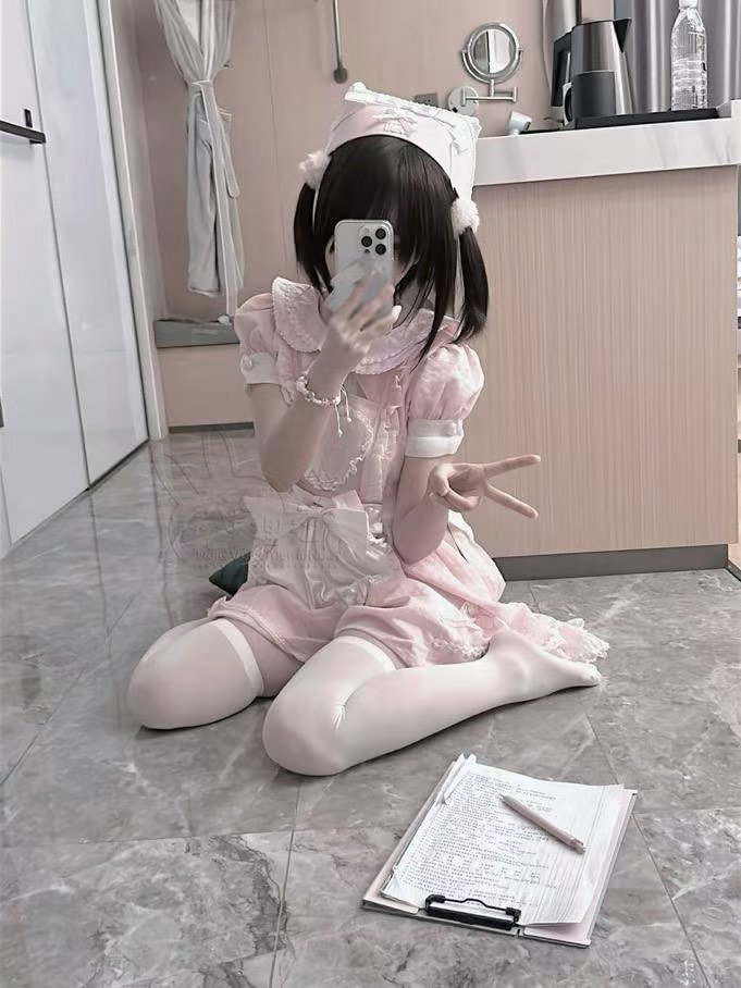 兼职小萝莉微微