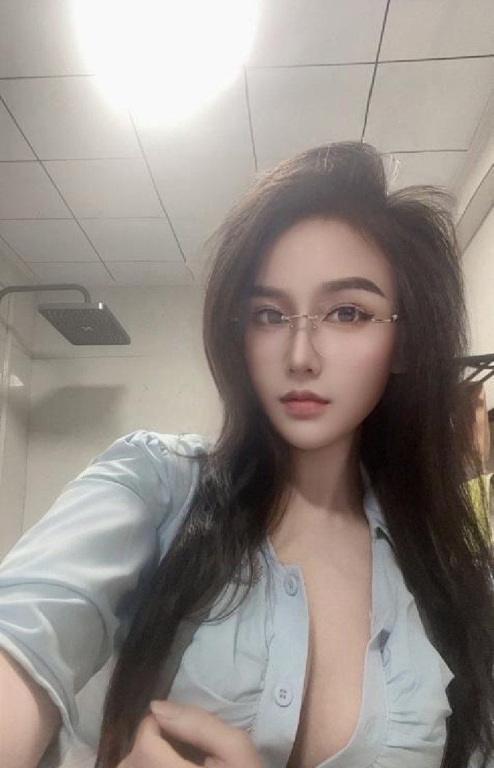 福田美乳白苏老师