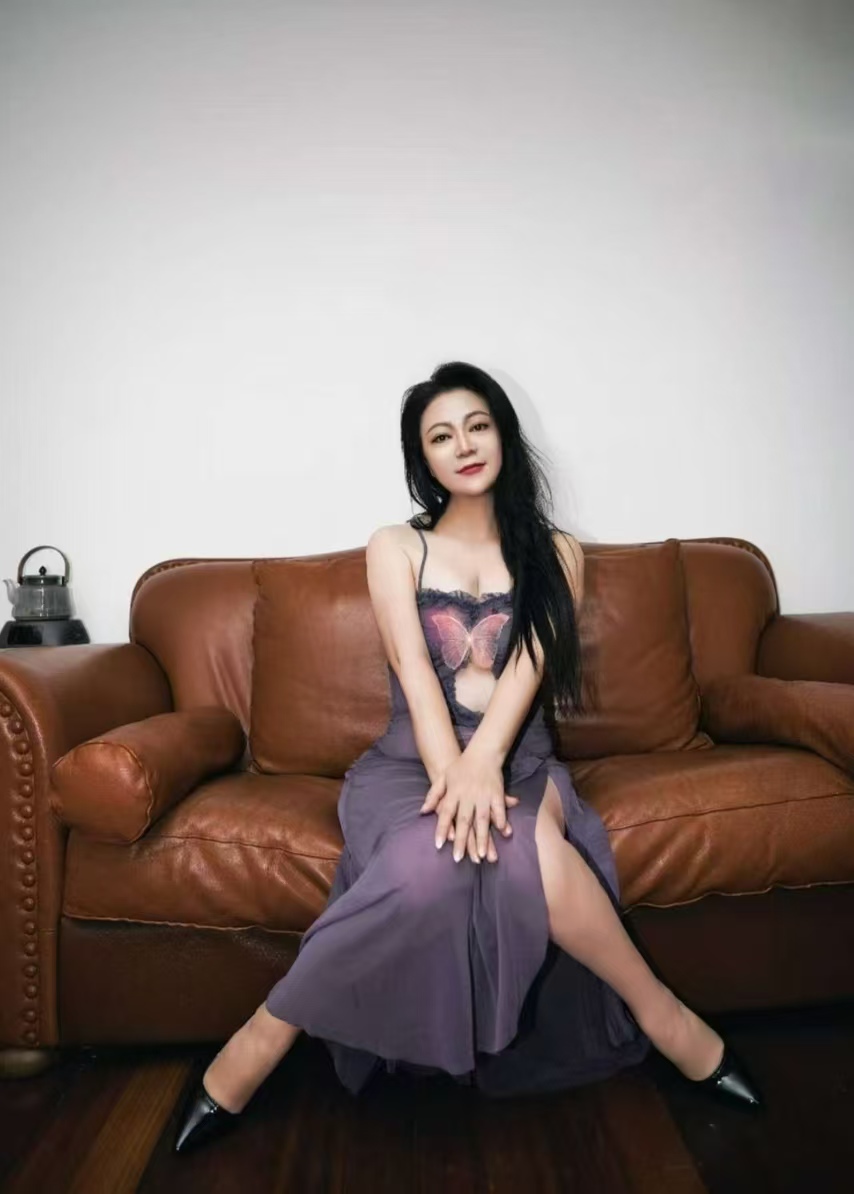 静安热辣美御姐微微